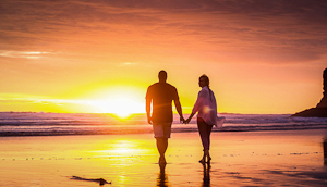 Burning Love by Amanda Beets, Set Image of the Night, Apr 2015